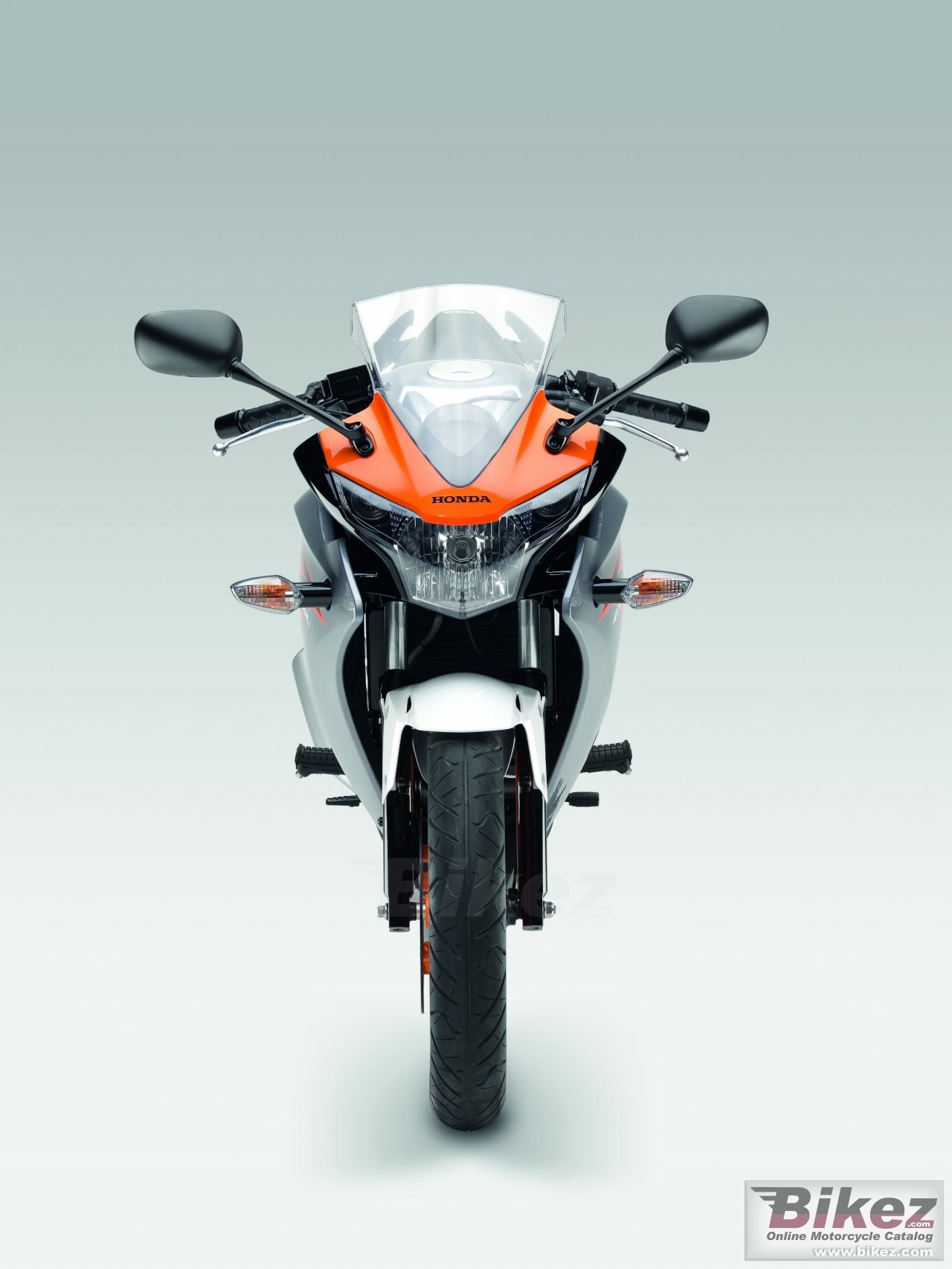 Big Honda cbr125r picture and wallpaper from Bikez.com